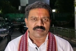 Balrampur Murder Case : बजरंगदल नेता की हत्या मामलें में SIT करेगी जांच, 9 अफसरों की टीम की गई तैयार, डेप्युटी CM विजय शर्मा ने दिए आदेश 1 LIvekhabhar | Chhattisgarh News