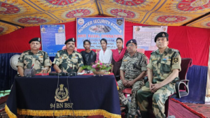 नक्सल विरोधी अभियान के तहत बड़ी सफलता, 3 महिला नक्सलियों ने किया सरेंडर, तीनों पर 7 लाख का था इनाम 1 LIvekhabhar | Chhattisgarh News