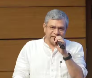 मोदी कैबिनट में लिया गया बड़ा फैसला, त्यौहारी सीजन में रेल यात्रियों को मिलेगी विशेष सुविधा, चलाए जाएंगे 7 हजार से भी अधिक ट्रेनें 1 LIvekhabhar | Chhattisgarh News