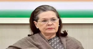 सोनिया गांधी के 'पुअर लेडी' बयान पर बवाल, बीजेपी ने कांग्रेस पर साधा निशाना 1 LIvekhabhar | Chhattisgarh News