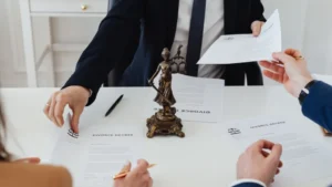 जयपुर में करोड़ों का तलाक: 1.22 करोड़ रुपये के मुआवजे पर बनी सहमति, पूरे देश में चर्चा 1 LIvekhabhar | Chhattisgarh News