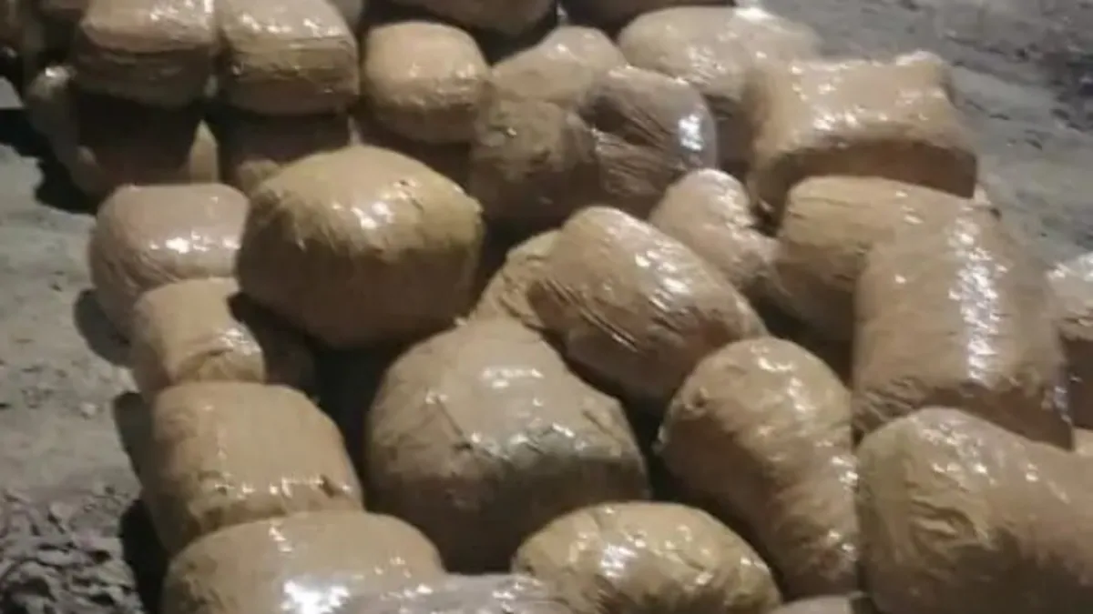 a5u0jtbg_korba-smuggling_625x300_18_March_25